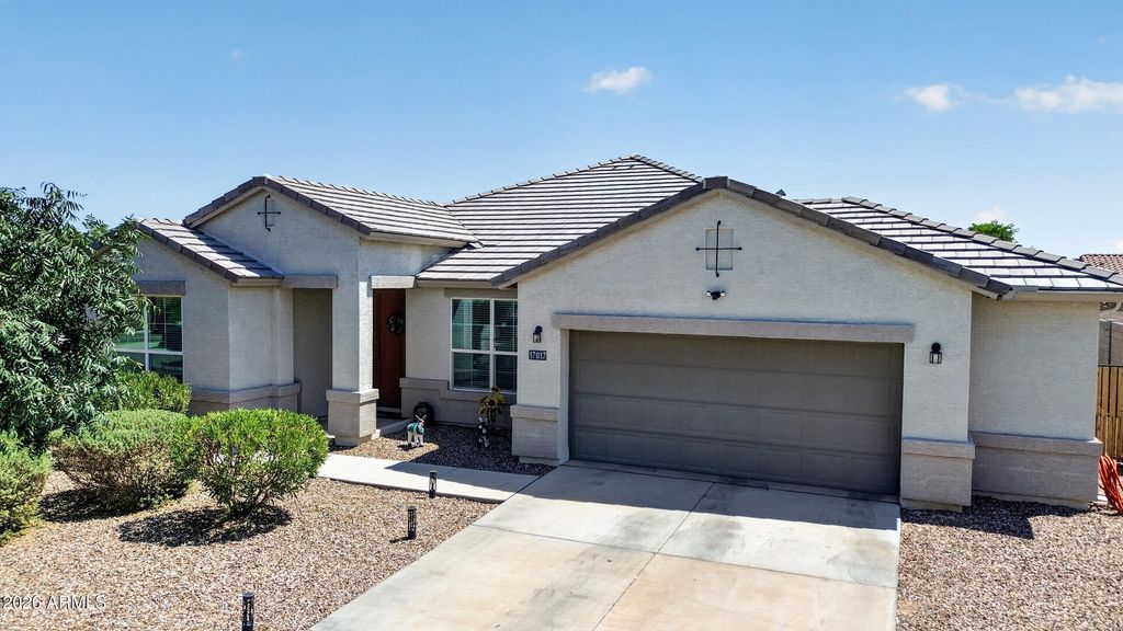 17017 N PALO AZUL Road, Maricopa, AZ 85138 — photo 2