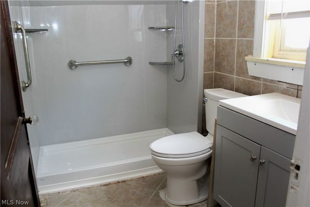 306 S Hazelwood Avenue, Youngstown, OH 44509