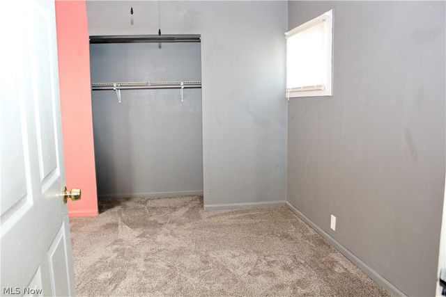 306 S Hazelwood Avenue, Youngstown, OH 44509