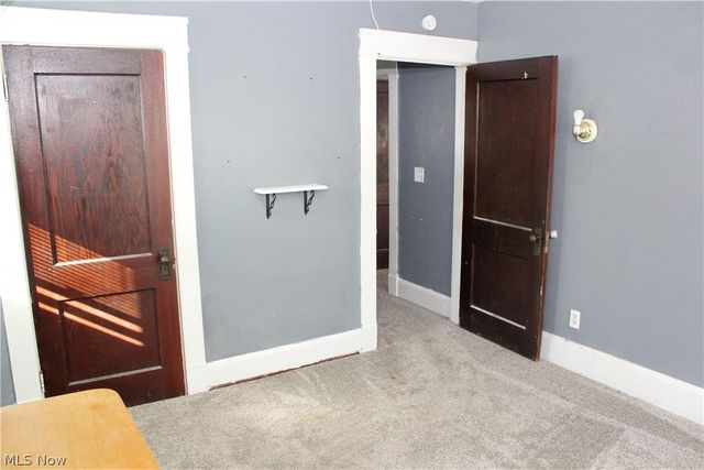 306 S Hazelwood Avenue, Youngstown, OH 44509