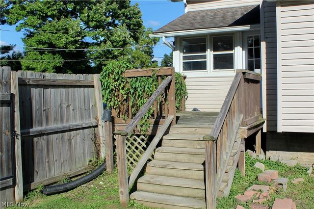 306 S Hazelwood Avenue, Youngstown, OH 44509