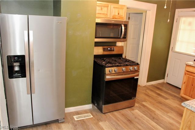 306 S Hazelwood Avenue, Youngstown, OH 44509
