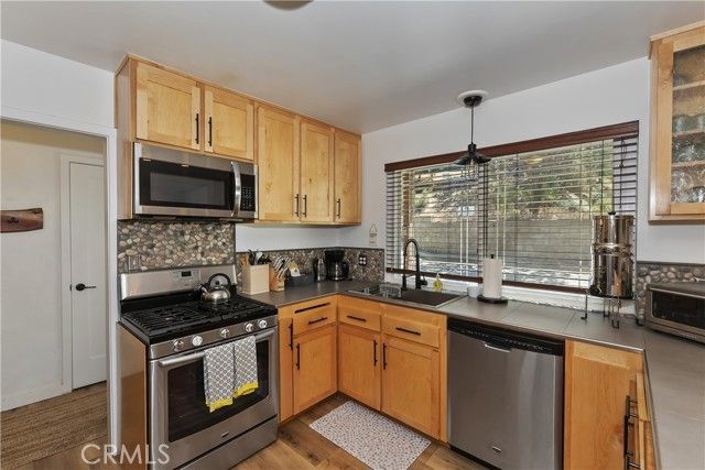 1308 Sequoia Drive, Lake Arrowhead, CA 92352