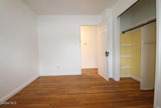 12 Nelson Avenue, Colonie, NY 12110