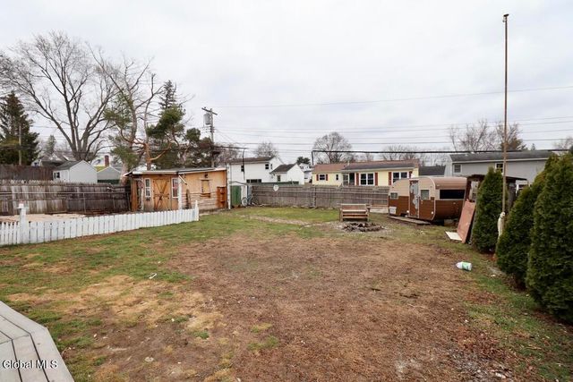 12 Nelson Avenue, Colonie, NY 12110