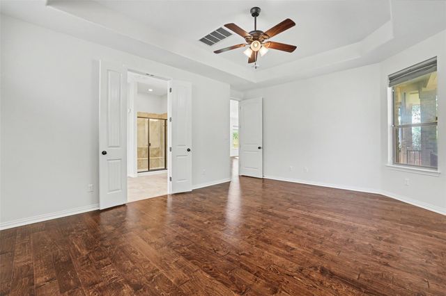 1020 Winding Way DR, Georgetown, TX 78628