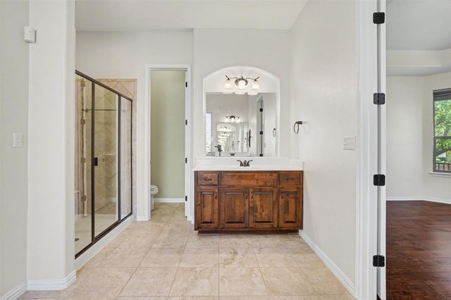 1020 Winding Way DR, Georgetown, TX 78628