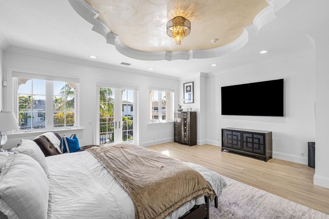 6102 N Ocean Boulevard, Ocean Ridge, FL 33435