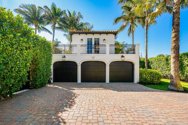 6102 N Ocean Boulevard, Ocean Ridge, FL 33435