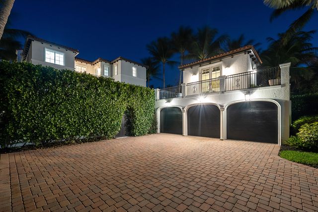 6102 N Ocean Boulevard, Ocean Ridge, FL 33435