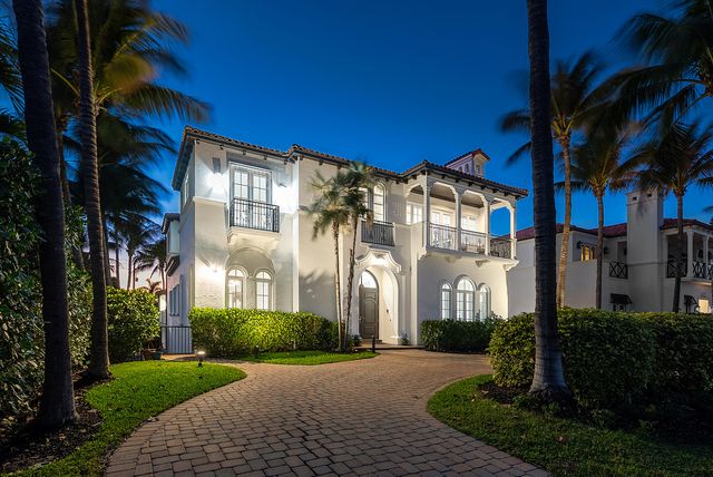 6102 N Ocean Boulevard, Ocean Ridge, FL 33435