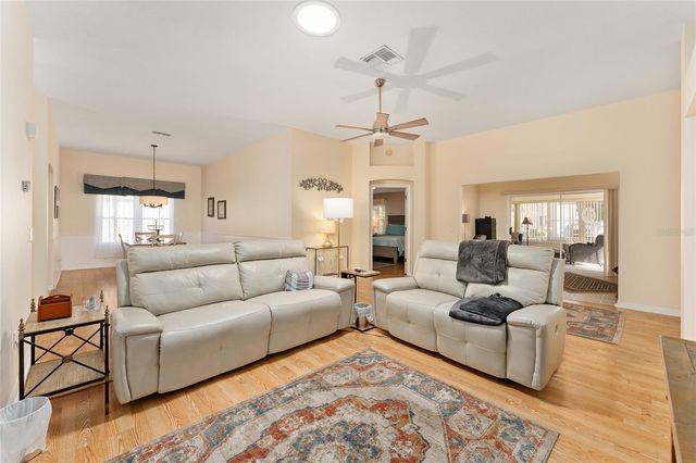 1044 SOLEDAD WAY, The Villages, FL 32159