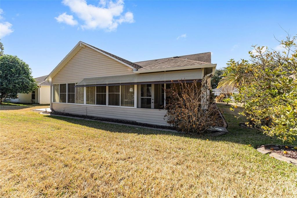 Image 47 of property listing at 1044 SOLEDAD WAY, The Villages, FL 32159