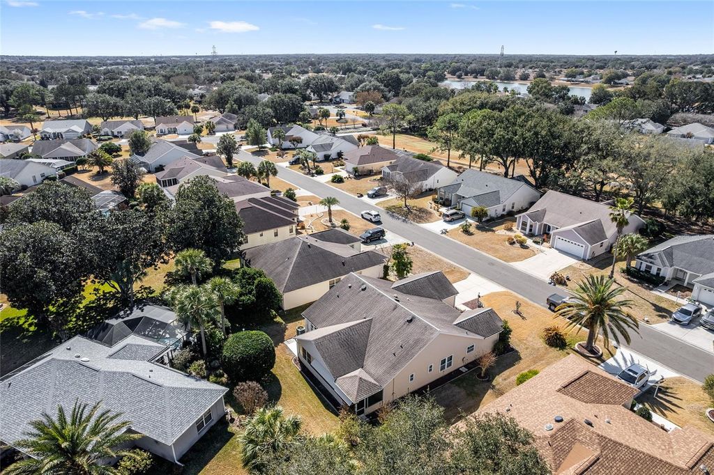 Image 60 of property listing at 1044 SOLEDAD WAY, The Villages, FL 32159