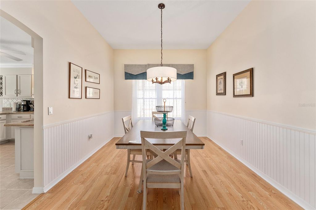 Image 9 of property listing at 1044 SOLEDAD WAY, The Villages, FL 32159