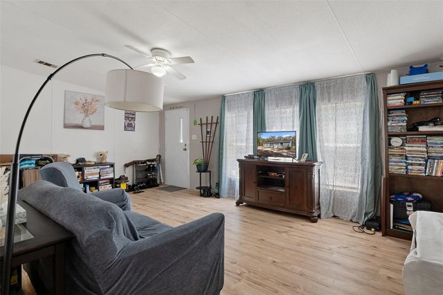 11881 SW 45TH STREET, Webster, FL 33597