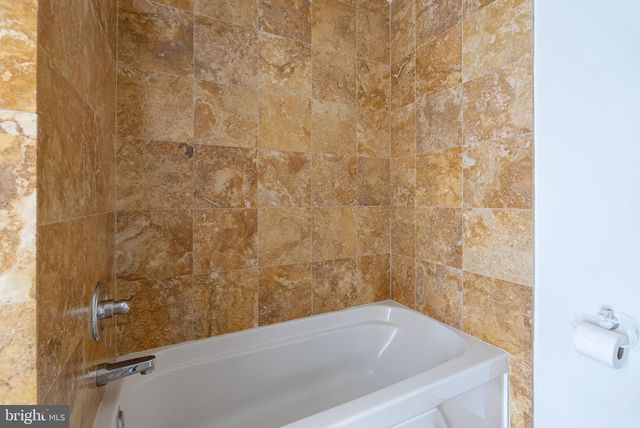 1300 13TH ST NW #408, Washington, DC 20005