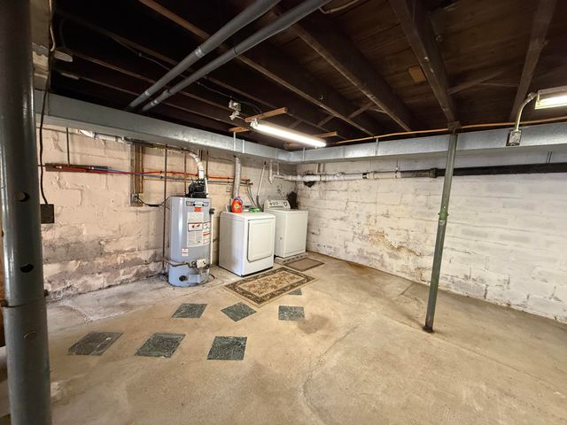 45 Marston Avenue, Hyannis, MA 02601