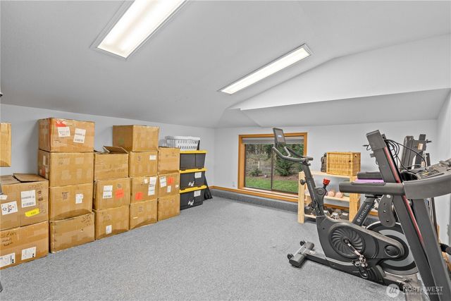 16305 44th Street Ct E, Lake Tapps, WA 98391