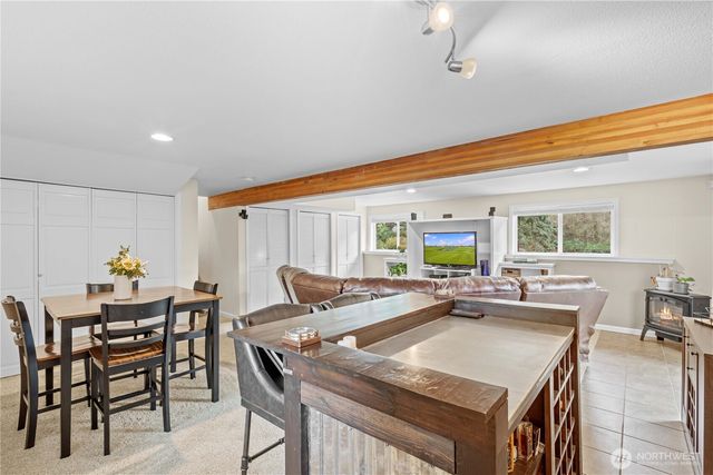 16305 44th Street Ct E, Lake Tapps, WA 98391