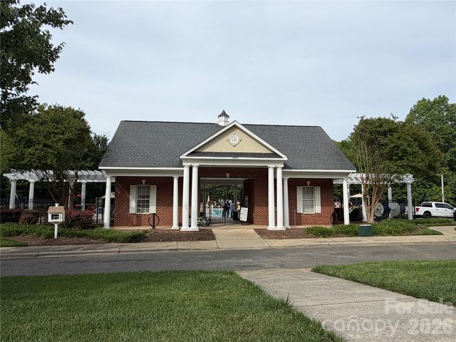 6105 Lighted Way Lane, Indian Trail, NC 28079