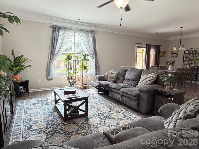 6105 Lighted Way Lane, Indian Trail, NC 28079