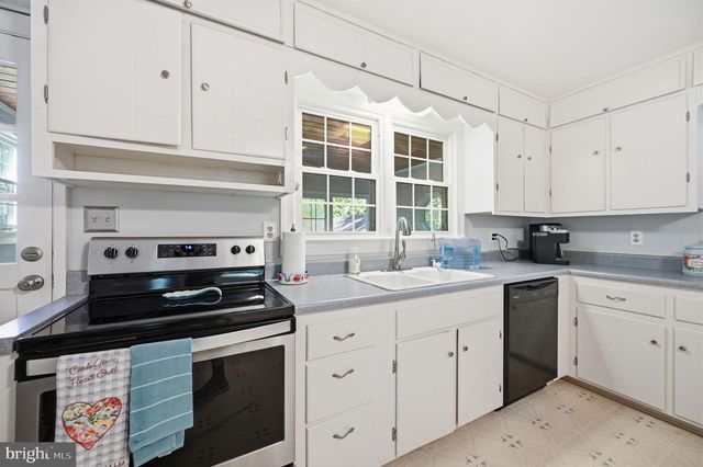 9337 EVERONA RD, Unionville, VA 22567