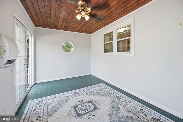9337 EVERONA RD, Unionville, VA 22567