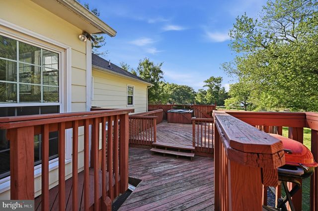 9337 EVERONA RD, Unionville, VA 22567