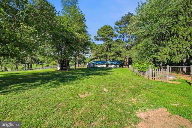9337 EVERONA RD, Unionville, VA 22567