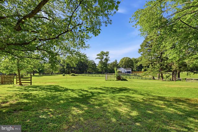 9337 EVERONA RD, Unionville, VA 22567