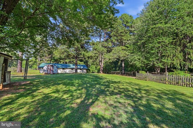 9337 EVERONA RD, Unionville, VA 22567