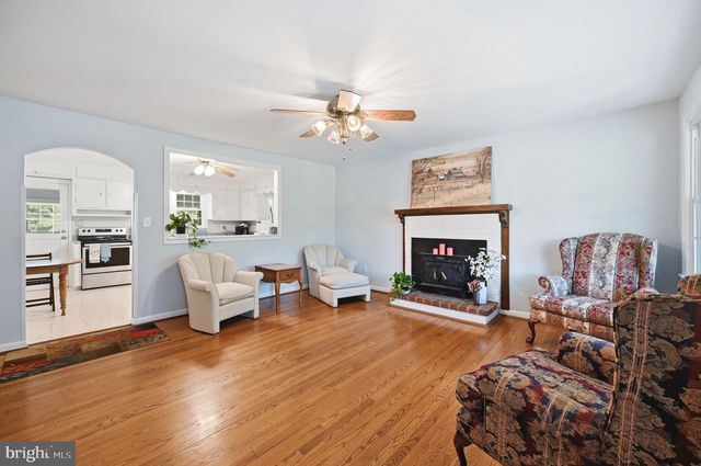 9337 EVERONA RD, Unionville, VA 22567