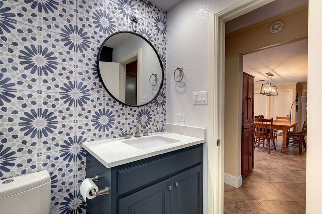 510 Trappers Trail, Mount Vernon, TX 75457