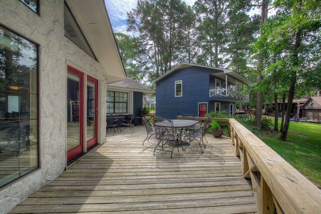 510 Trappers Trail, Mount Vernon, TX 75457