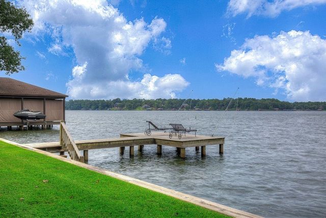 510 Trappers Trail, Mount Vernon, TX 75457