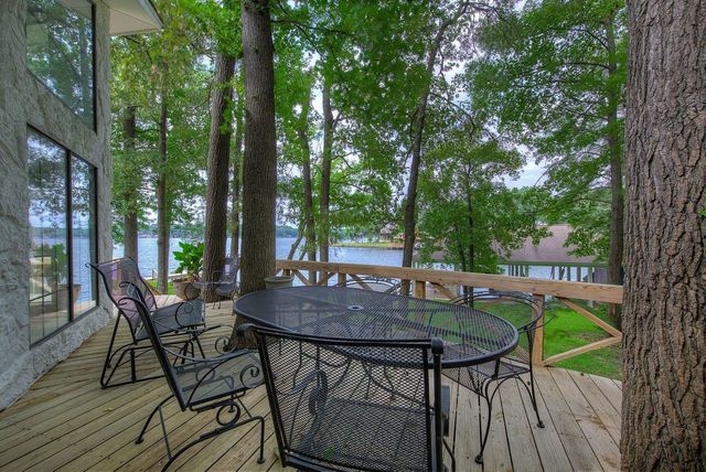 510 Trappers Trail, Mount Vernon, TX 75457