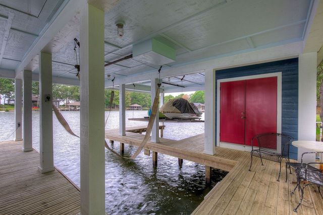 510 Trappers Trail, Mount Vernon, TX 75457