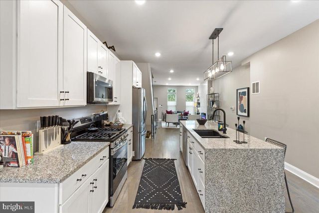 1532 N BROADWAY, Baltimore, MD 21213