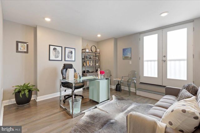 1532 N BROADWAY, Baltimore, MD 21213