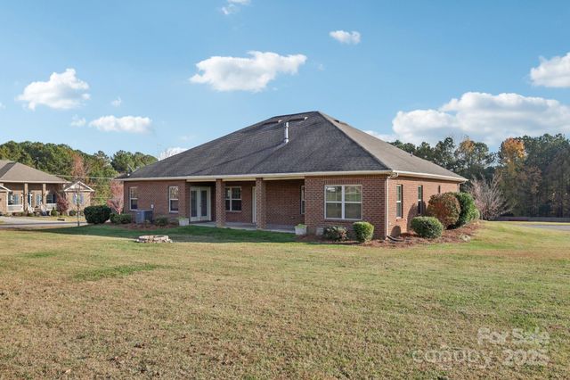 153 Nesting Quail Lane, Mooresville, NC 28117