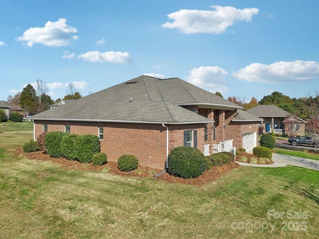 153 Nesting Quail Lane, Mooresville, NC 28117