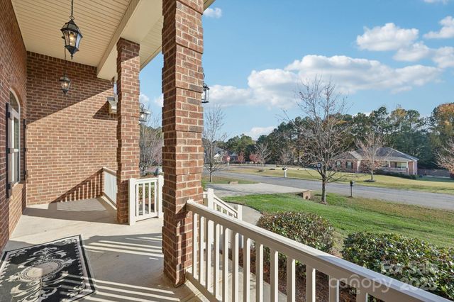 153 Nesting Quail Lane, Mooresville, NC 28117