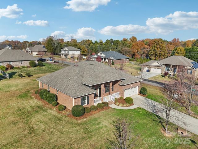 153 Nesting Quail Lane, Mooresville, NC 28117