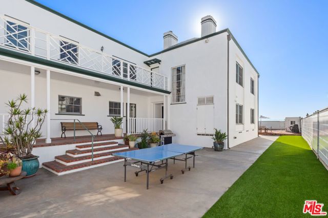 605 N Palisades Beach Road, Santa Monica, CA 90402