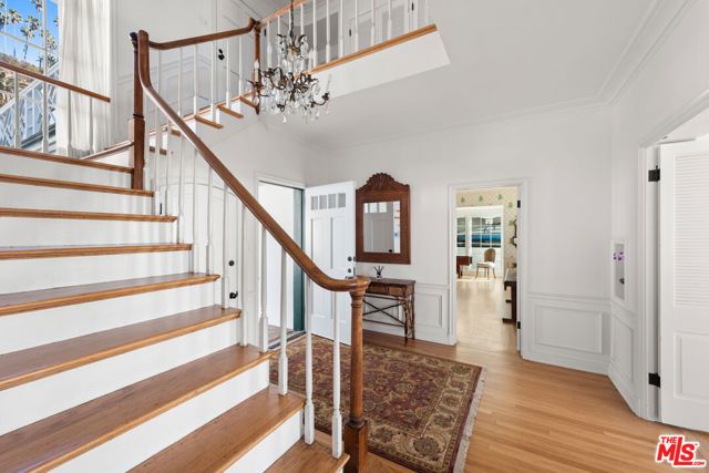 605 N Palisades Beach Road, Santa Monica, CA 90402