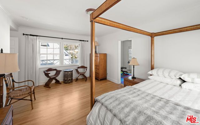605 N Palisades Beach Road, Santa Monica, CA 90402