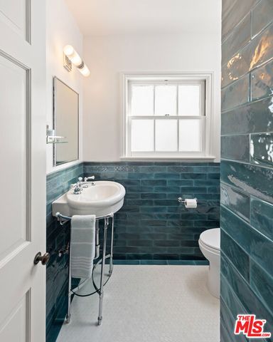 605 N Palisades Beach Road, Santa Monica, CA 90402