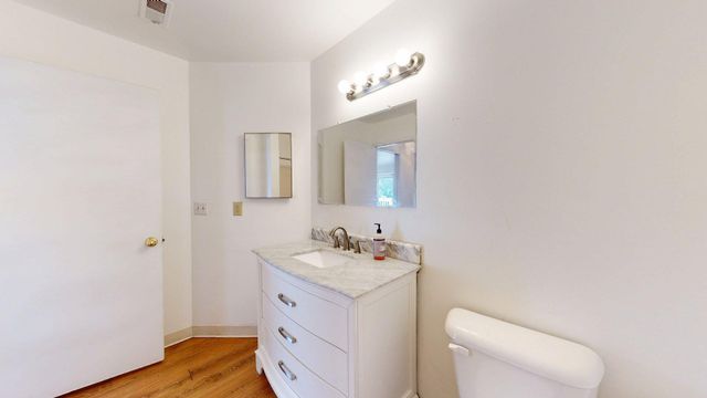 2201 S Huron Parkway 1, Ann Arbor, MI 48104