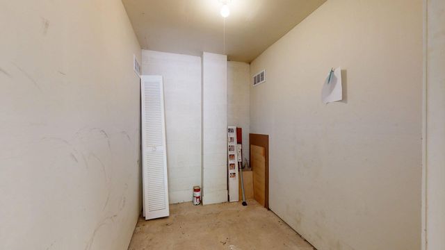 2201 S Huron Parkway 1, Ann Arbor, MI 48104